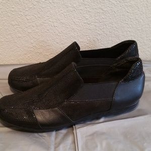Vaneli Sport Black Slip-on (size: 7.5)